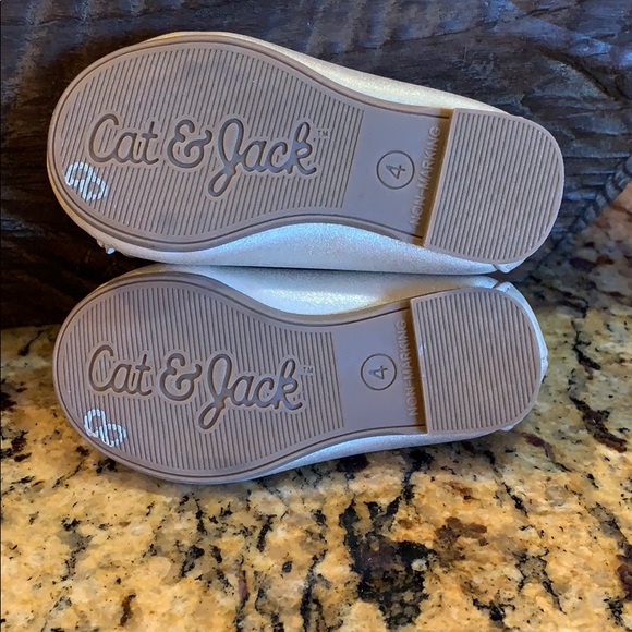 NWOT Cat & Jack  Size 4 - Picture 4 of 4
